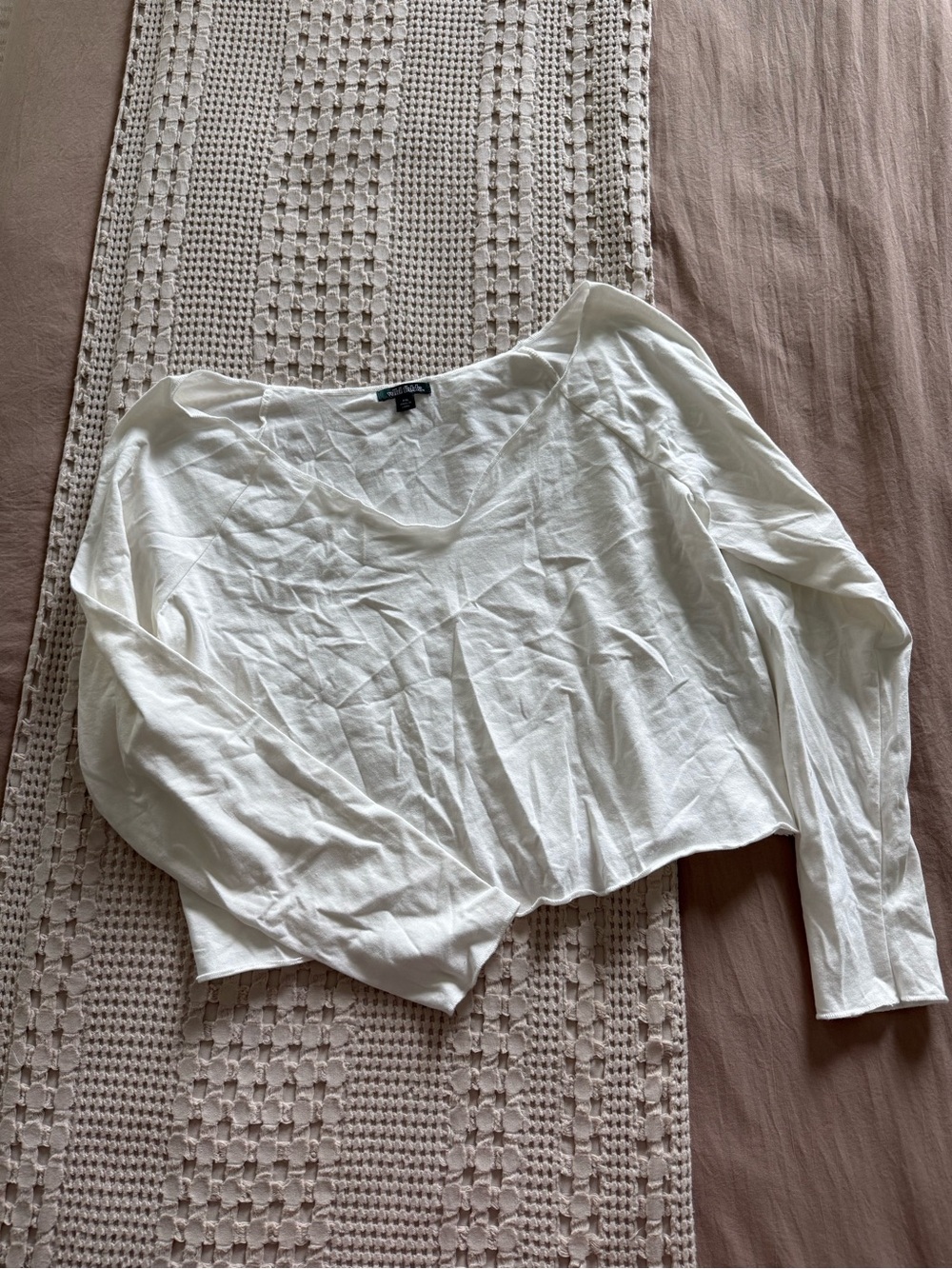 wild fable White V-Neck Long Sleeve Top Size XXL